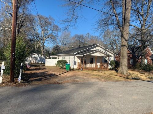 2606 Shannon Dr, Austell, GA 30106-3414