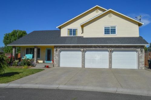 6 95th Pl, Yakima, WA 98908-8772