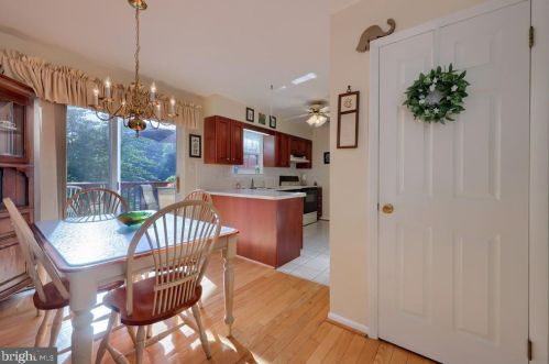 1026 Monticello Ln, Lancaster PA  17603-9409 exterior