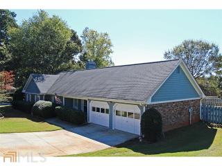 1019 Plantation Ct, Conyers, GA 30094-4126