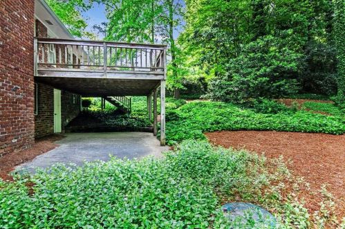 100 Finchley Ct, Atlanta GA  30328-2034 exterior