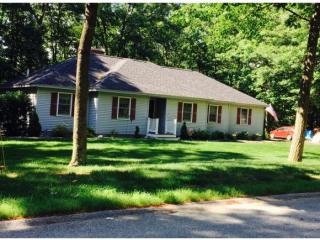 7 Diamond Dr, Derry, NH 03038-7270