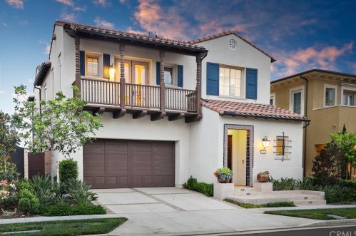 130 Long Fence, Irvine CA  92602-1807 exterior