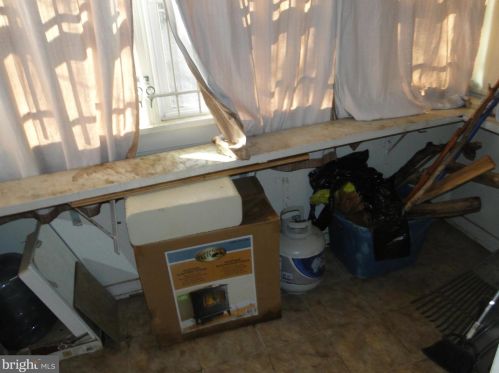 616 56 St, Philadelphia PA  19143-5704 exterior