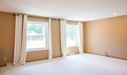 15720 7th Ave, Minneapolis MN  55447-3715 exterior