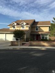 998 Grayrock St, Thousand Oaks, CA 91320-5586