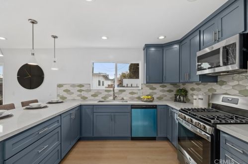 15374 Midcrest Dr, Whittier CA  90604-2336 exterior