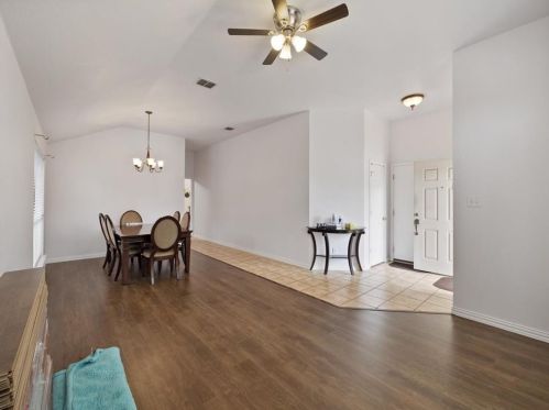 7401 Grass Valley Trl, Fort Worth, TX 76123-2855