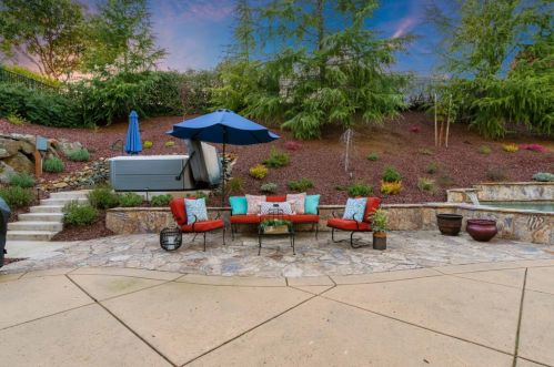 2017 Medici Way, Folsom CA  95762-4154 exterior