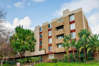 1660 Wilton Pl, Los Angeles CA  90028-6868 exterior