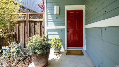 6 Terrace Dr, Sausalito, CA 94965-4010
