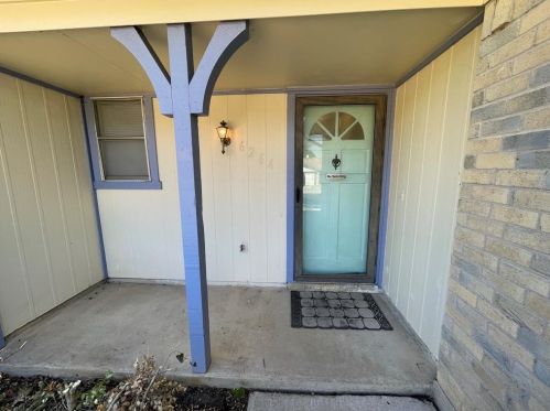6264 Douglas Dr, Fort Worth TX  76148-3200 exterior