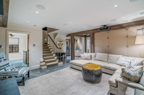 395 Beverly Rd, Atlanta GA  30309-2728 exterior