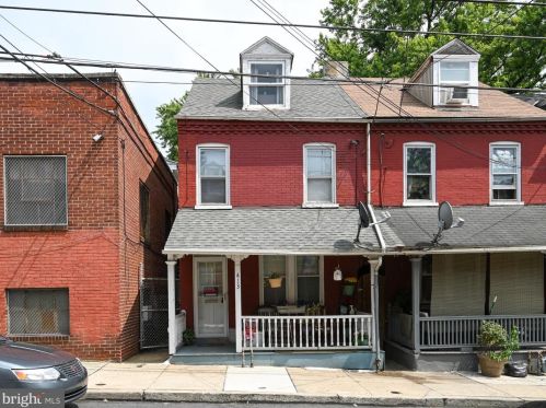 413 Howard Ave, Lancaster PA  17602-4419 exterior