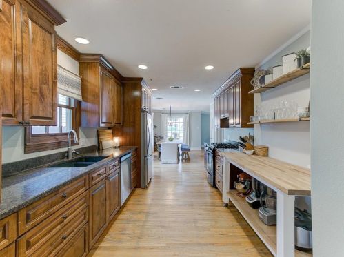 6029 Locke Ave, Fort Worth TX  76116-4632 exterior