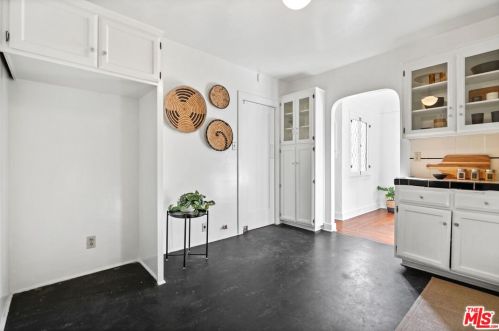 1212 Cedar St, Glendale CA  91207-1427 exterior