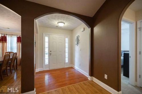 1758 Fire Side Ct, Jefferson, GA 30549-9001