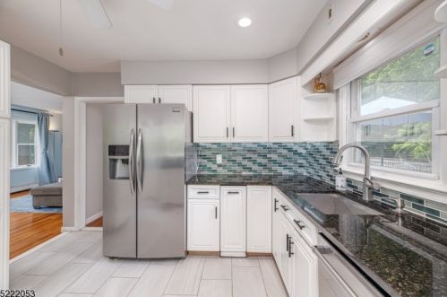 5 Cedar Ter, Dover NJ  07869-4802 exterior