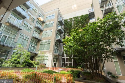 23 23rd St, Philadelphia PA  19103-3040 exterior