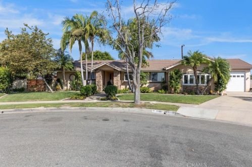 2395 Comstock St, Orange, CA 92865-2835