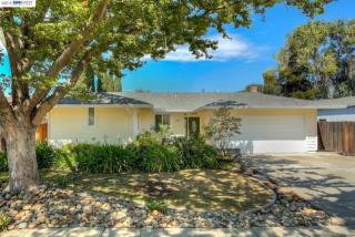 357 Ann Ct, Livermore, CA 94550-5217