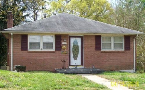 119 Macon St, Danville, VA 24540-2625