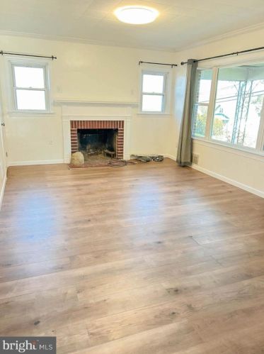 414 Lampeter Rd, Lancaster PA  17602-4008 exterior