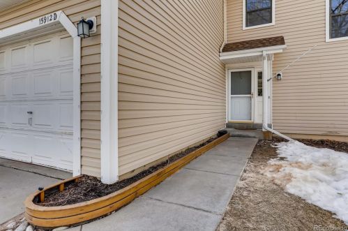 15912 Dakota Pl, Aurora, CO 80017-3700