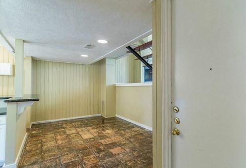 17 Lakeway St, Conroe TX  77304-3416 exterior