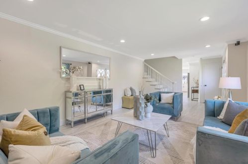 1741 Linnet Ln, Sunnyvale CA  94087-4832 exterior