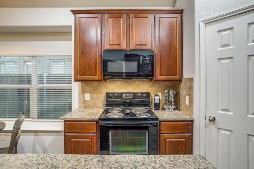 154 Briar Grove Dr, Princeton TX  75407-2677 exterior