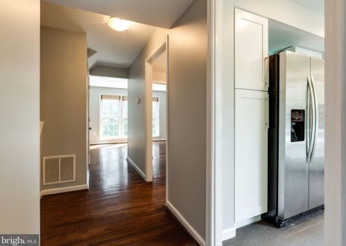 7021 Leebrad St, Springfield VA  22151-3508 exterior