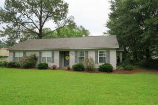 541 Thomas Ave, Camilla, GA 31730-2317