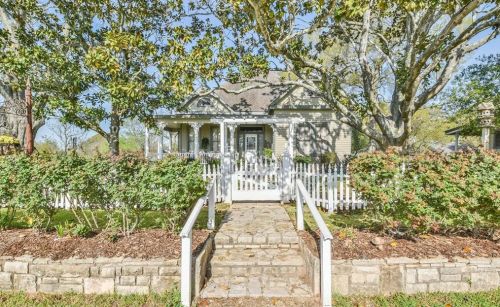 1034 Tesch St, Bellvue, TX 77418-2836