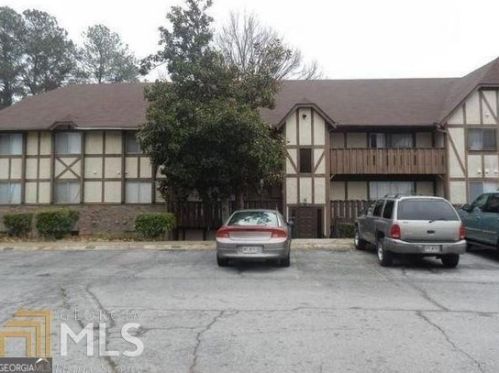 611 Camelot Dr, Atlanta, GA 30349-6512