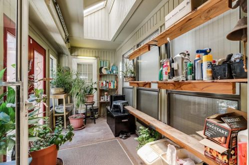 2517 Belmeade Dr, Carrollton TX 75006-2008 exterior