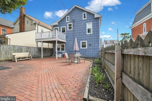 316 Walnut St, Hanover PA 17331-2536 exterior