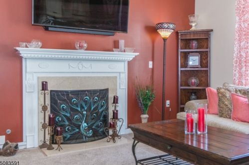 98 Winding Hill Dr, Hackettstown NJ  07840-5671 exterior