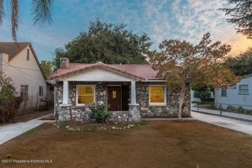 496 Mountain View St, Altadena, CA 91001-4953