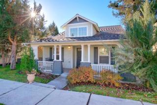 20621 Couples Ln, Bend, OR 97702-2983