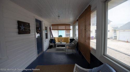 224 Ocean Ave, Point Pleasant Beach, NJ 08742-3155