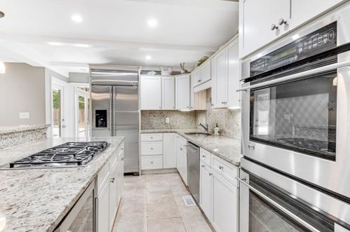 217 Hillside Dr, Atlanta GA  30342-3623 exterior