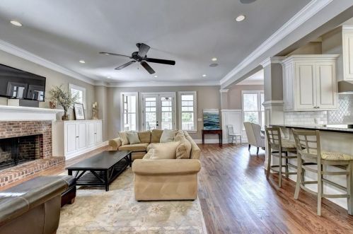 1603 Grant Dr, Atlanta GA  30319-3589 exterior