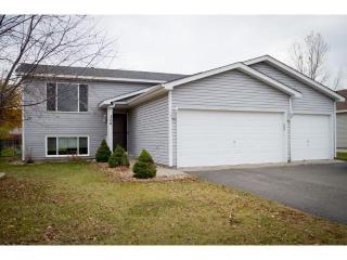 306 Braeburn Dr, Prior Lake, MN 55379-8253