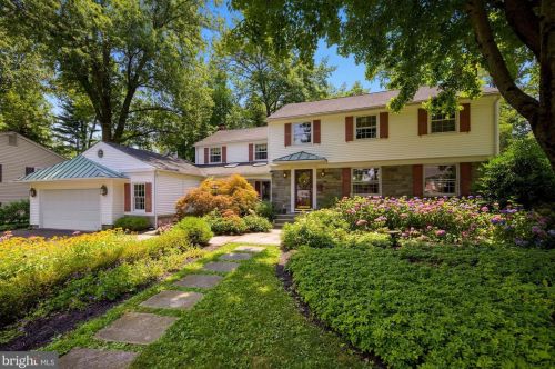 36 Pennbrook Dr, Tavistock, NJ 08033-3509