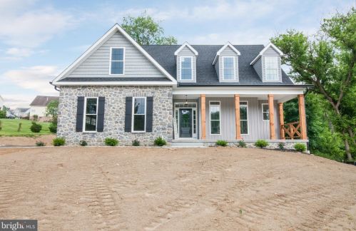 822 Federal Hill Rd, Street, MD 21154-1135