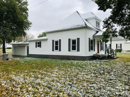 805 Rollins Ave, Palmer, NE 68864-1462