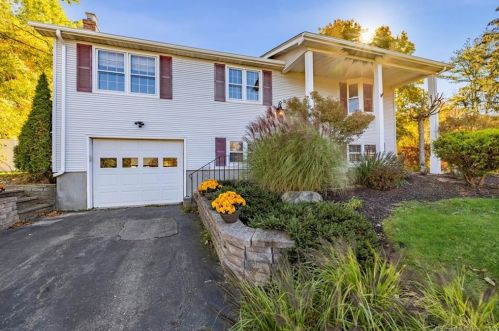 125 Northfield Rd, Coventry, CT 06238-1421