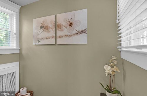 215 Marne Ave, Haddonfield NJ 08033-1444 exterior