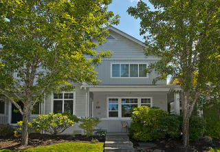 922 232nd Pl, Redmond, WA 98074-7273